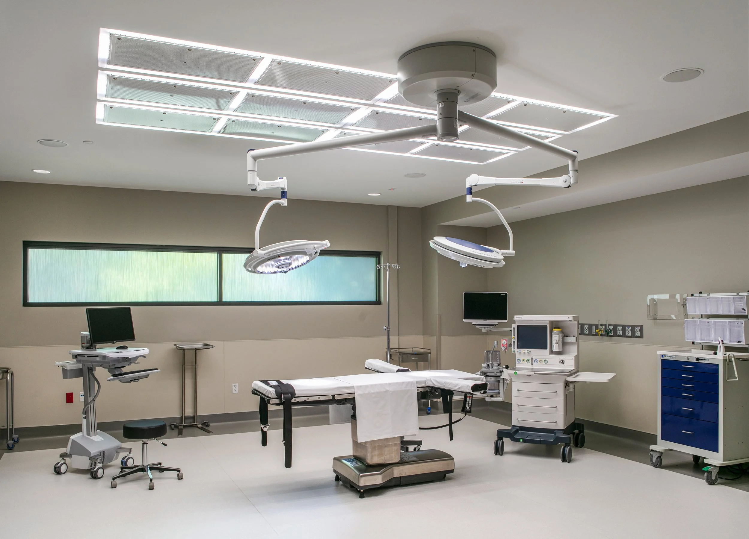 Hospital & Surgery Center Roofing